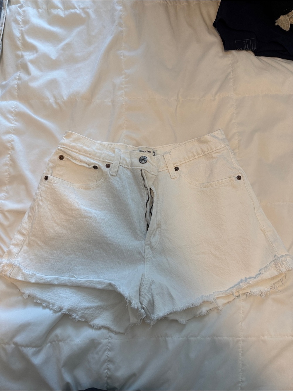 Abercrombie white cutoff denim shorts. Curve love